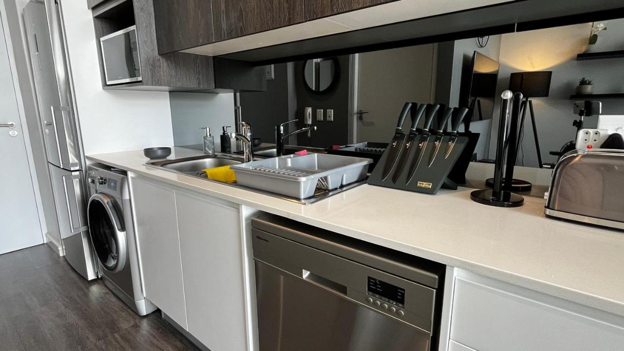 Modern Luxury Studio With Breathtaking City Views - No Load Shedding Cape Town Ngoại thất bức ảnh
