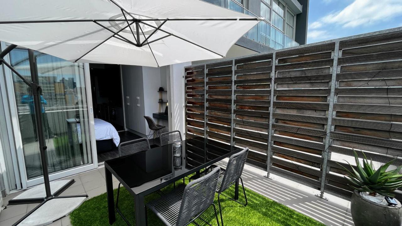 Modern Luxury Studio With Breathtaking City Views - No Load Shedding Cape Town Ngoại thất bức ảnh